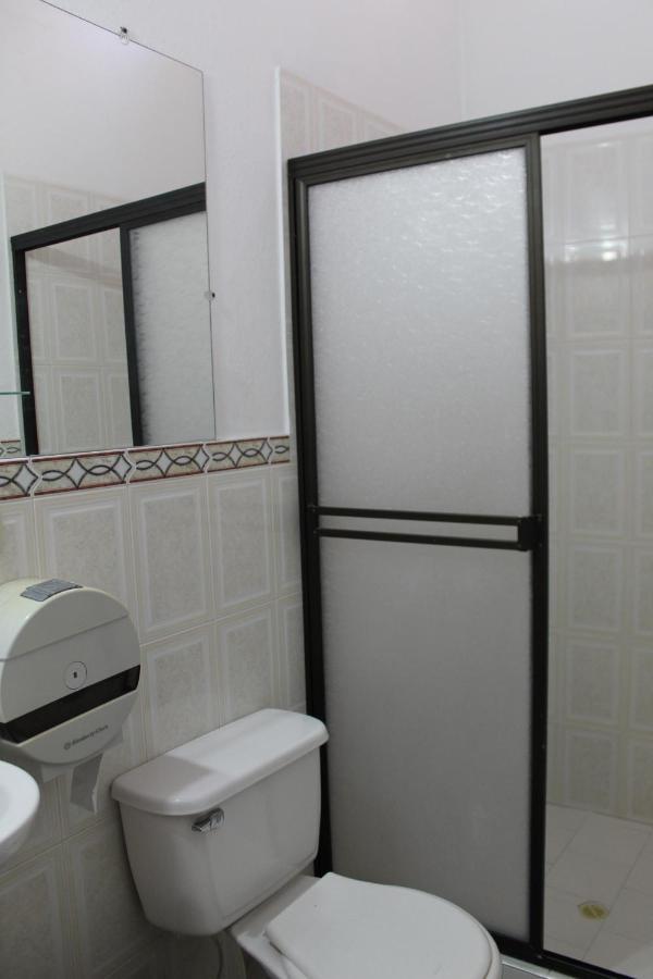 Hostal Isla Senorial San Gil Eksteriør billede